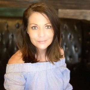 Meet your Posher, Justine